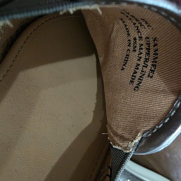 INC International Concepts Women’s Loafers Size 9.5 Sparkly Grey Slip-On NWOT - Picture 7 of 10